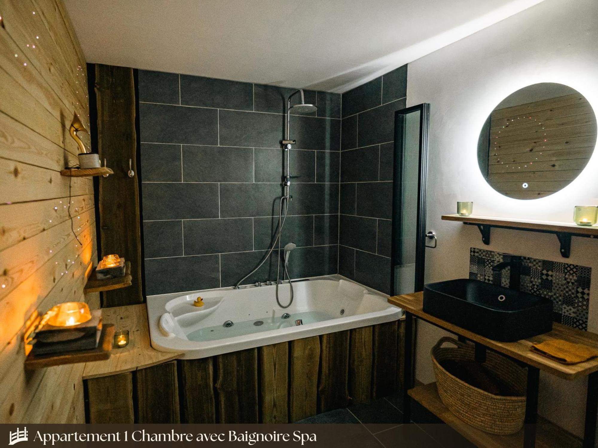 Les Appartements Du Pont Alsort Froid-Chapelle Exteriör bild