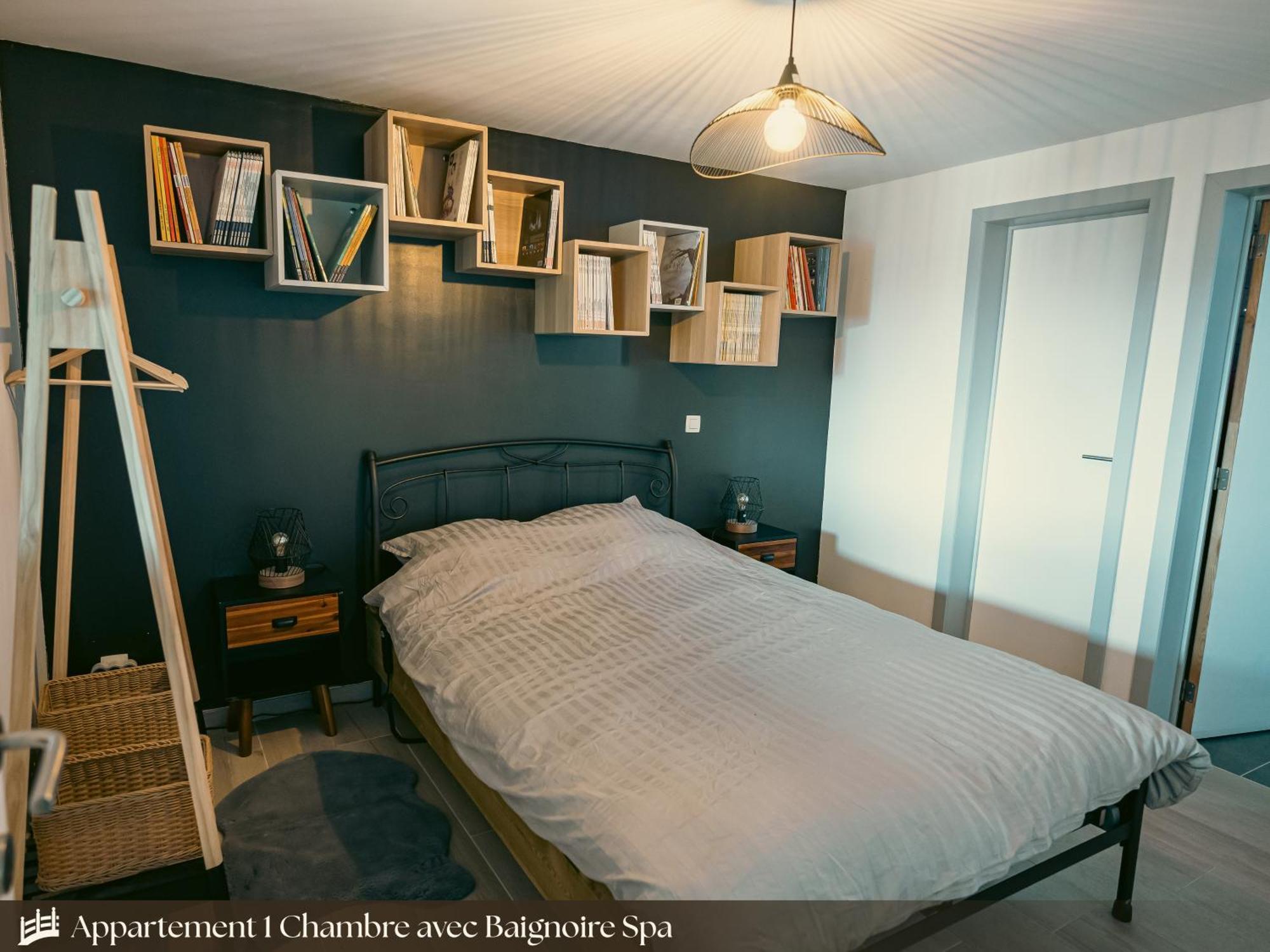 Les Appartements Du Pont Alsort Froid-Chapelle Exteriör bild
